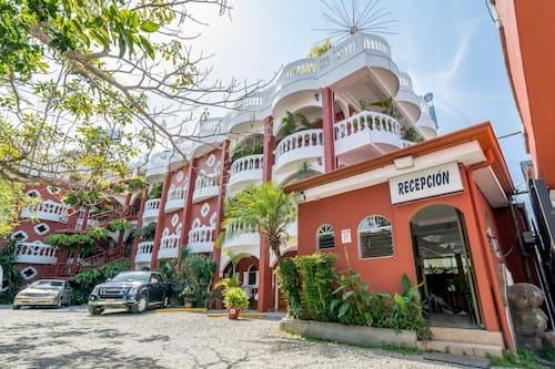 Hotel for sale in the Heart of Quepos, great opportunity for investors .