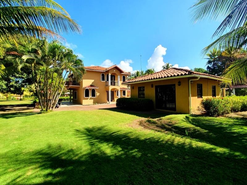 Palo Seco Beachfront  / Reduced to $995 000 !!!!!!