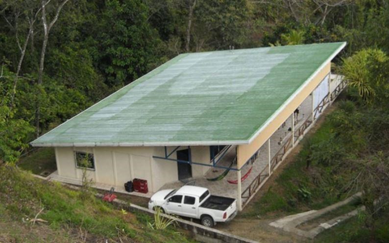 Jungle Duplex Perfect AIRBNB!!