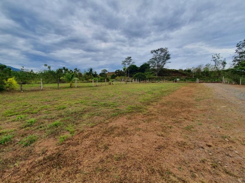Lot 4  – 1 Acre Beautiful Property Located in Valeria of Parrita  – $73 000