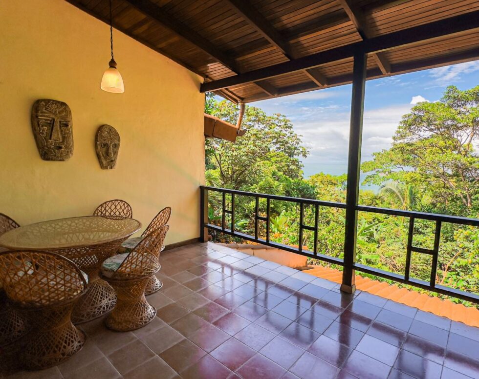Exclusive Villa in Manuel Antonio, Costa Rica: Tranquility and Pacific Ocean Views at Villas Nicolas