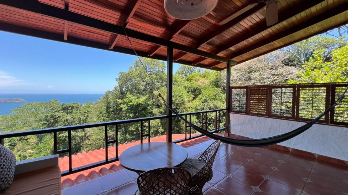 Ocean View Bilevel Villa in Villa Nicolas Manuel Antonio