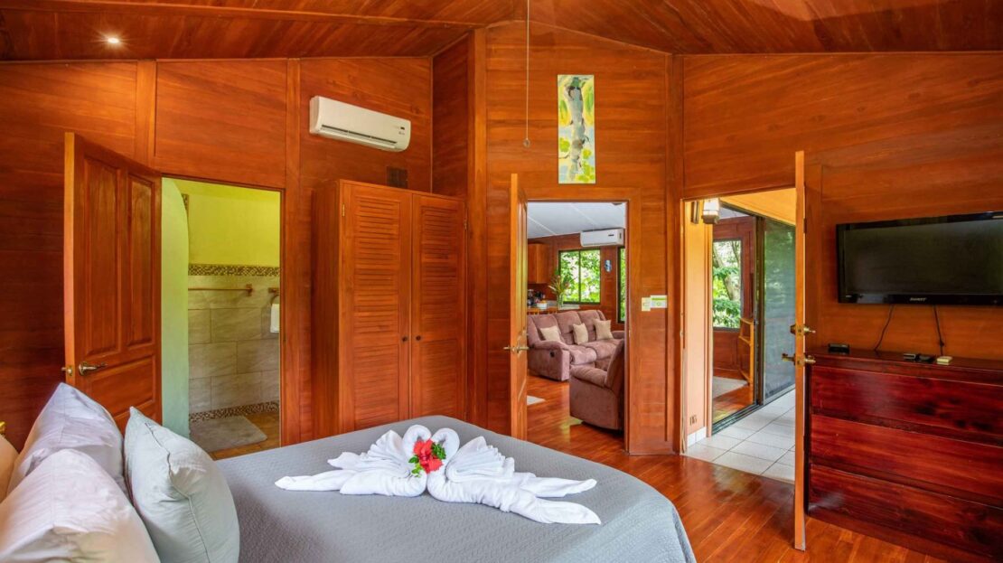 Experience Tranquility and Adventure at Macaw Villa - Your Rainforest Retreat in Gated Community